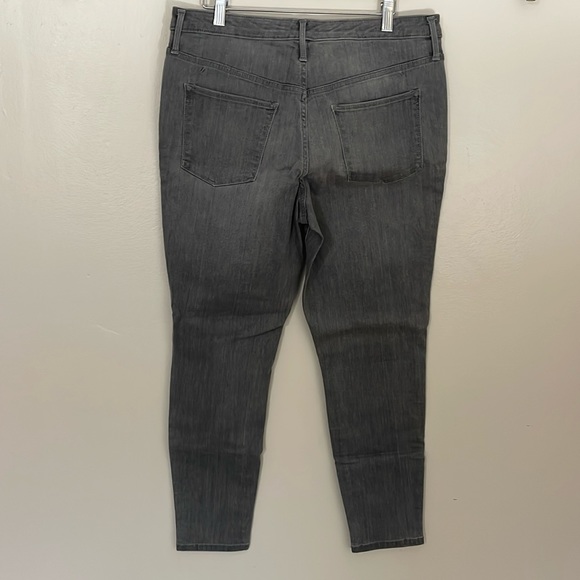 EUC Massimo High Rise Jegging. Size 14 - Picture 4 of 6